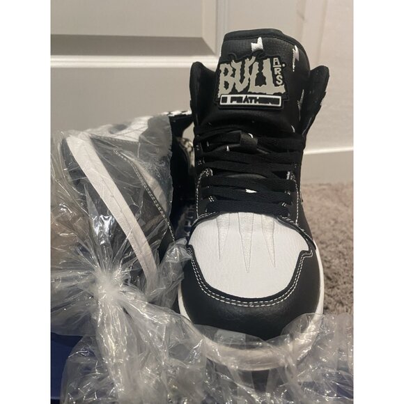 3 Feathers Bull Airs Custom Black & White High Tops Size 8 Exclusive Air Moccs main image 4